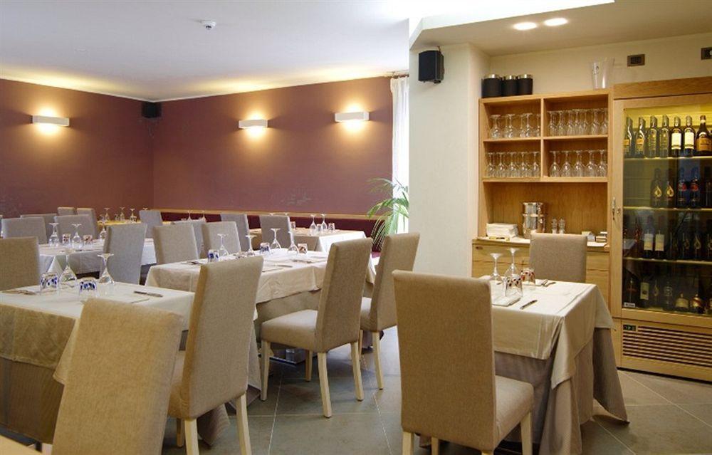 קסטל די סנגרו Hotel Natura מראה חיצוני תמונה
