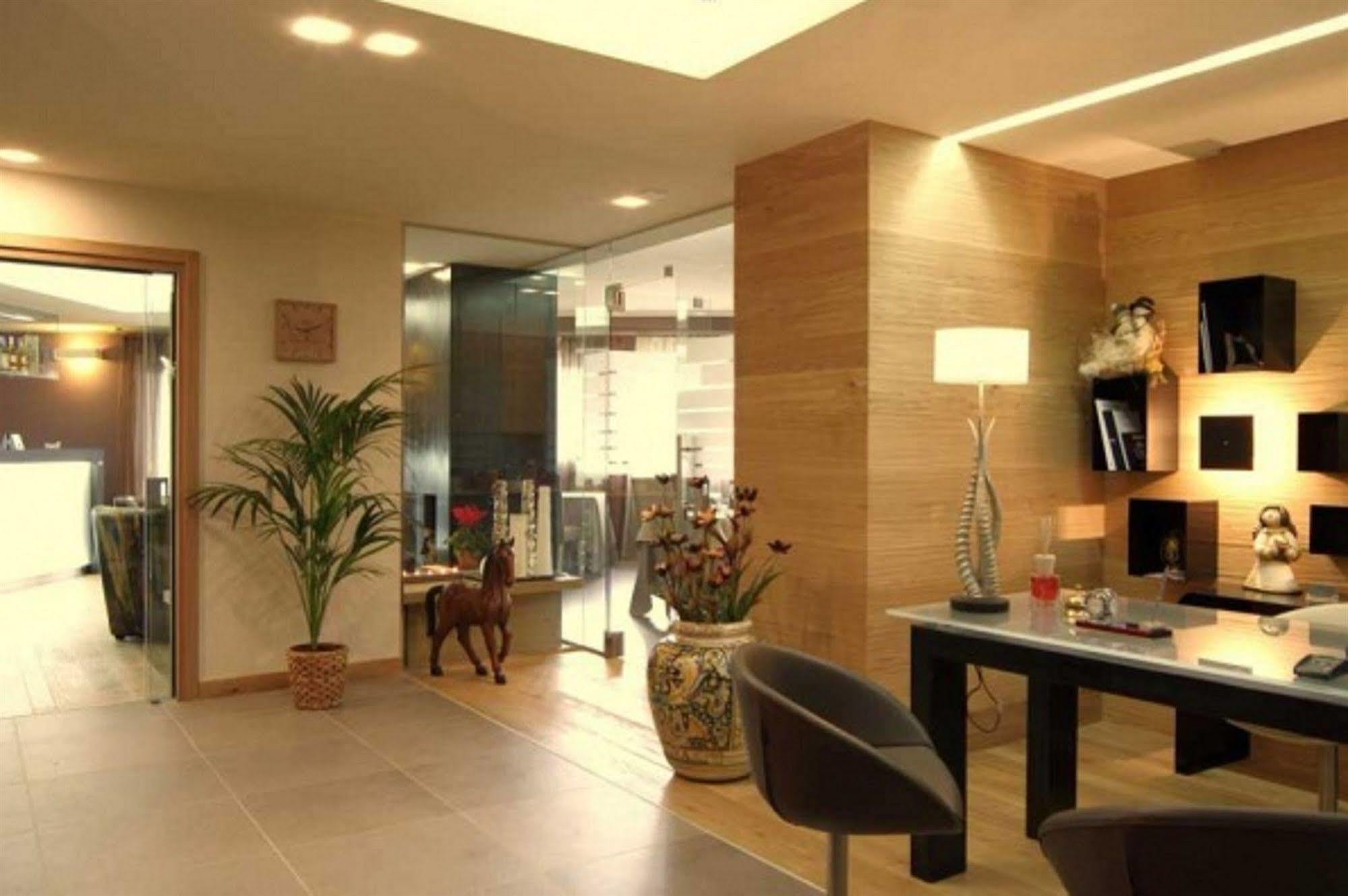 קסטל די סנגרו Hotel Natura מראה חיצוני תמונה
